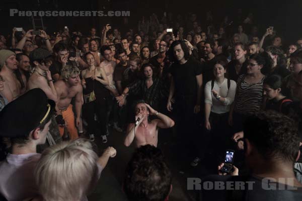 HMLTD - 2017-05-24 - PARIS - Point Ephemere - 